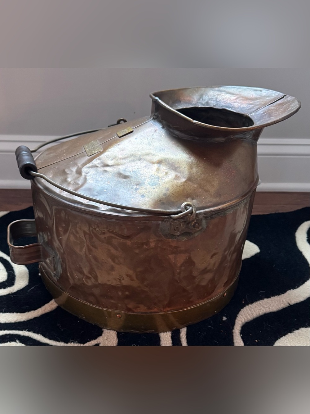 Hammered Copper-Effect Decorative Boiler Vase - Brown Copper Tone